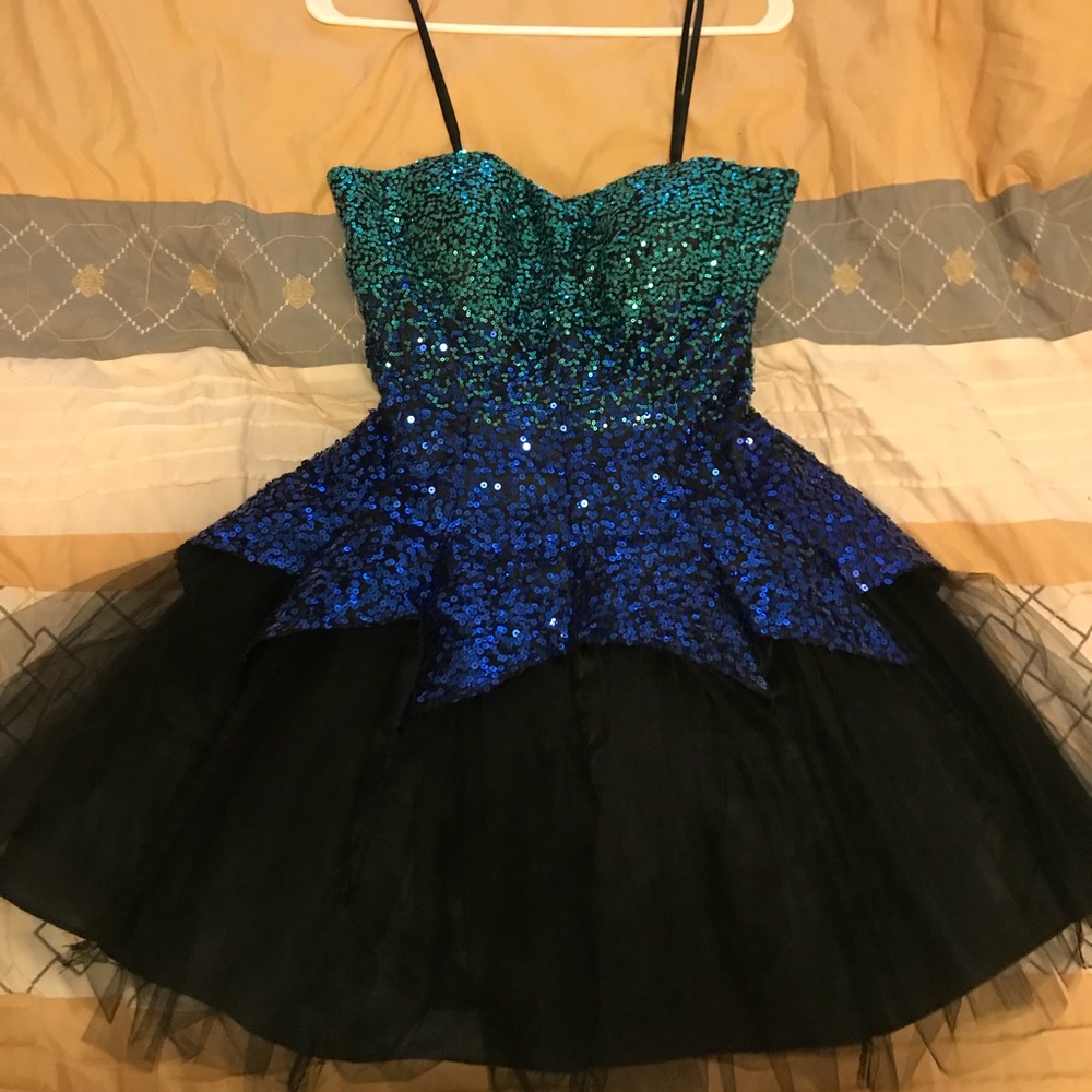 Formal prom dress